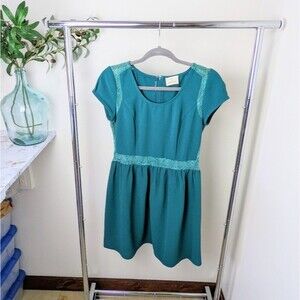 ⭐Green Pins and Needles Anthropologie Dress 6⭐